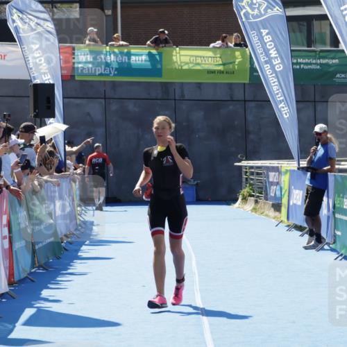 09.08.2026 - GEWOBA Citytriathlon Bremen Yannick Fuchs http://msf.ph/oto/9941942 09.08.2026 14:07:14 Ziel 633, 883 meine-sportfotos.de