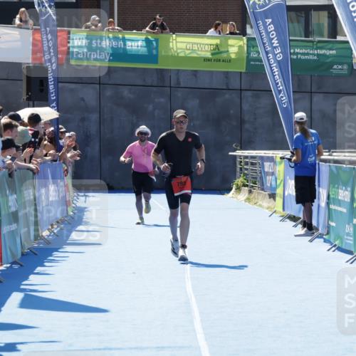 09.08.2026 - GEWOBA Citytriathlon Bremen Yannick Fuchs http://msf.ph/oto/9941985 09.08.2026 14:08:13 Ziel 793 meine-sportfotos.de