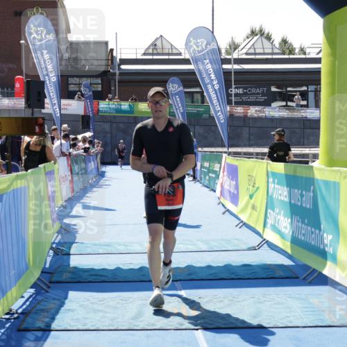 09.08.2026 - GEWOBA Citytriathlon Bremen Yannick Fuchs http://msf.ph/oto/9941992 09.08.2026 14:08:18 Ziel 692, 793 meine-sportfotos.de