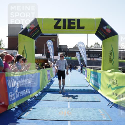 09.08.2026 - GEWOBA Citytriathlon Bremen Yannick Fuchs http://msf.ph/oto/9942022 09.08.2026 14:08:44 Ziel 662, 677 meine-sportfotos.de