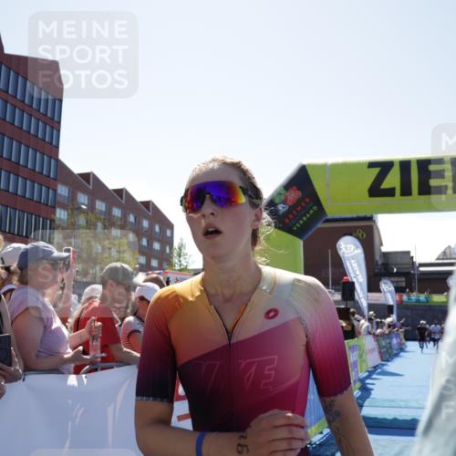 09.08.2026 - GEWOBA Citytriathlon Bremen Yannick Fuchs http://msf.ph/oto/9942053 09.08.2026 14:08:56 Ziel 924, 1137 meine-sportfotos.de