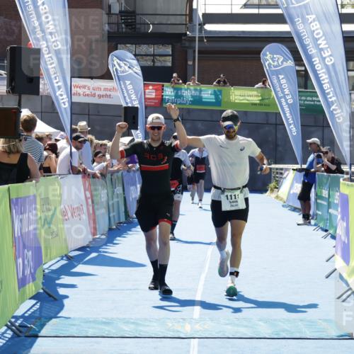 09.08.2026 - GEWOBA Citytriathlon Bremen Yannick Fuchs http://msf.ph/oto/9942058 09.08.2026 14:09:01 Ziel 647, 1111 meine-sportfotos.de