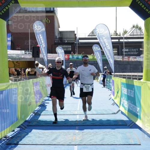 09.08.2026 - GEWOBA Citytriathlon Bremen Yannick Fuchs http://msf.ph/oto/9942064 09.08.2026 14:09:02 Ziel 647, 1111 meine-sportfotos.de
