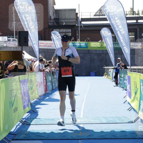 09.08.2026 - GEWOBA Citytriathlon Bremen Yannick Fuchs http://msf.ph/oto/9942076 09.08.2026 14:09:08 Ziel 643, 647, 879 meine-sportfotos.de