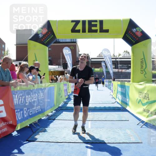 09.08.2026 - GEWOBA Citytriathlon Bremen Yannick Fuchs http://msf.ph/oto/9942134 09.08.2026 14:10:18 Ziel 566, 669, 739 meine-sportfotos.de