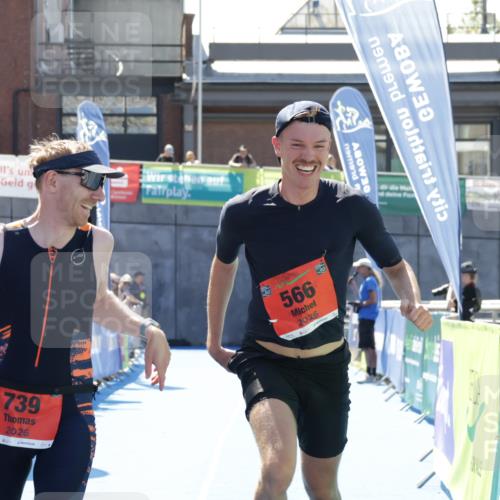 09.08.2026 - GEWOBA Citytriathlon Bremen Yannick Fuchs http://msf.ph/oto/9942137 09.08.2026 14:10:20 Ziel 566, 669, 739 meine-sportfotos.de