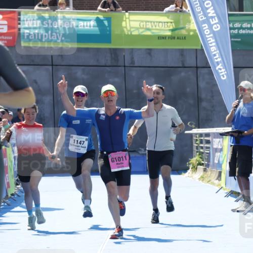 09.08.2026 - GEWOBA Citytriathlon Bremen Yannick Fuchs http://msf.ph/oto/9942151 09.08.2026 14:10:38 Ziel 707, 1011, 1011, 1147 meine-sportfotos.de