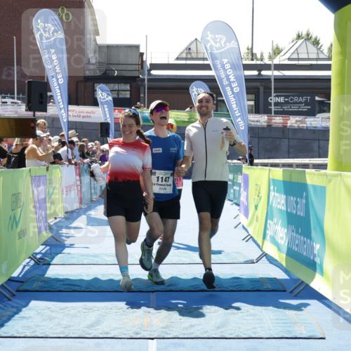 09.08.2026 - GEWOBA Citytriathlon Bremen Yannick Fuchs http://msf.ph/oto/9942161 09.08.2026 14:10:42 Ziel 707, 1011, 1011, 1147 meine-sportfotos.de