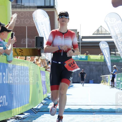 09.08.2026 - GEWOBA Citytriathlon Bremen Yannick Fuchs http://msf.ph/oto/9942208 09.08.2026 14:11:38 Ziel 914, 1008, 1008 meine-sportfotos.de