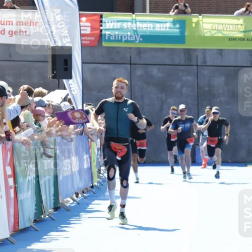 09.08.2026 - GEWOBA Citytriathlon Bremen Yannick Fuchs http://msf.ph/oto/9942238 09.08.2026 14:12:21 Ziel 545, 642 meine-sportfotos.de