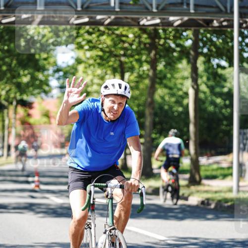 09.08.2026 - GEWOBA Citytriathlon Bremen Michael Burmester http://msf.ph/oto/9942252 09.08.2026 14:25:45 Radfahren 78, 140, 184, 445, 464 meine-sportfotos.de