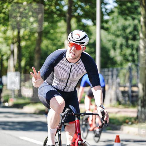 09.08.2026 - GEWOBA Citytriathlon Bremen Michael Burmester http://msf.ph/oto/9942268 09.08.2026 14:25:54 Radfahren 78, 140, 184, 185, 189, 387, 445, 464, 474 meine-sportfotos.de