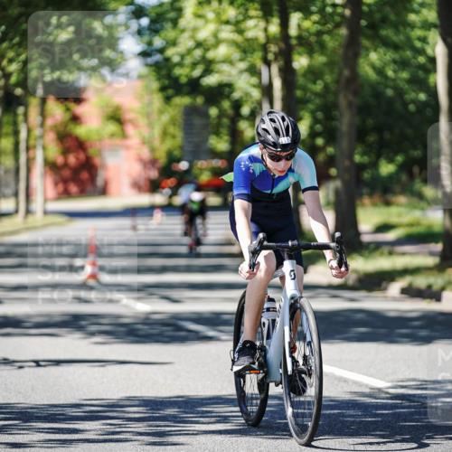 09.08.2026 - GEWOBA Citytriathlon Bremen Michael Burmester http://msf.ph/oto/9942349 09.08.2026 14:27:09 Radfahren 1, 59, 156, 427, 447, 461 meine-sportfotos.de