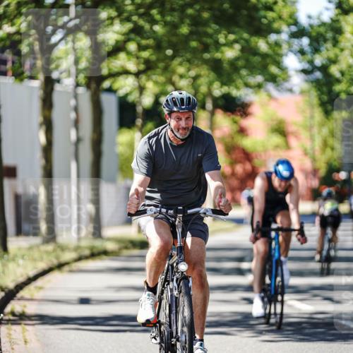 09.08.2026 - GEWOBA Citytriathlon Bremen Michael Burmester http://msf.ph/oto/9942378 09.08.2026 14:28:06 Radfahren 67, 72, 177, 331, 444 meine-sportfotos.de