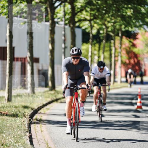 09.08.2026 - GEWOBA Citytriathlon Bremen Michael Burmester http://msf.ph/oto/9942408 09.08.2026 14:28:44 Radfahren 11, 50, 77, 109, 155, 350 meine-sportfotos.de