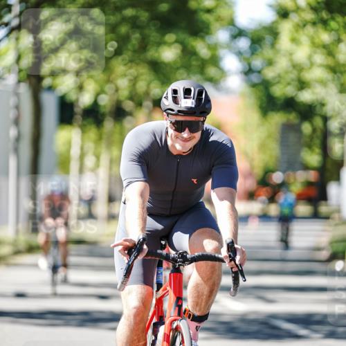 09.08.2026 - GEWOBA Citytriathlon Bremen Michael Burmester http://msf.ph/oto/9942410 09.08.2026 14:28:45 Radfahren 11, 50, 77, 109, 124, 155, 350 meine-sportfotos.de