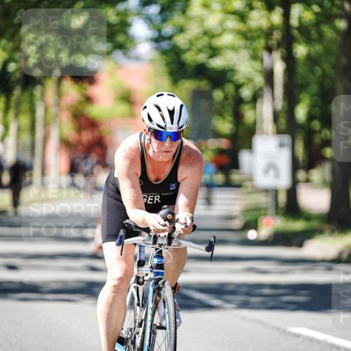 09.08.2026 - GEWOBA Citytriathlon Bremen Michael Burmester http://msf.ph/oto/9942415 09.08.2026 14:28:46 Radfahren 11, 50, 109, 124, 155, 350 meine-sportfotos.de