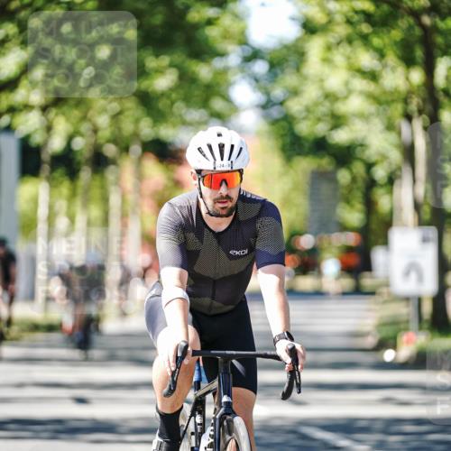 09.08.2026 - GEWOBA Citytriathlon Bremen Michael Burmester http://msf.ph/oto/9942418 09.08.2026 14:28:52 Radfahren 13, 33, 46, 50, 68, 71, 84, 97, 109, 114, 124, 129, 150, 350, 498 meine-sportfotos.de