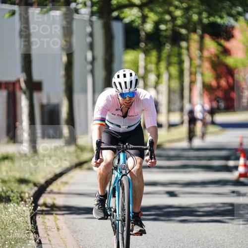 09.08.2026 - GEWOBA Citytriathlon Bremen Michael Burmester http://msf.ph/oto/9942449 09.08.2026 14:29:35 Radfahren 35, 123, 143, 144, 294 meine-sportfotos.de