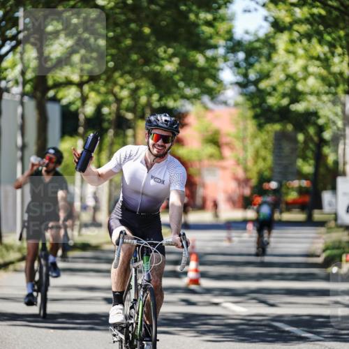 09.08.2026 - GEWOBA Citytriathlon Bremen Michael Burmester http://msf.ph/oto/9942533 09.08.2026 14:30:57 Radfahren 45, 54, 60, 73, 91, 92, 98, 105, 125, 200, 353 meine-sportfotos.de