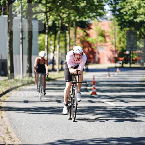 09.08.2026 - GEWOBA Citytriathlon Bremen Michael Burmester http://msf.ph/oto/9942553 09.08.2026 14:31:37 Radfahren 3, 24, 52, 70, 295, 346 meine-sportfotos.de