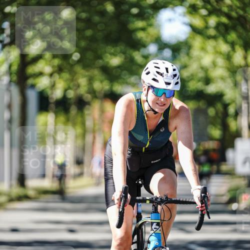 09.08.2026 - GEWOBA Citytriathlon Bremen Michael Burmester http://msf.ph/oto/9942563 09.08.2026 14:31:45 Radfahren 3, 70, 151, 161, 346, 360 meine-sportfotos.de