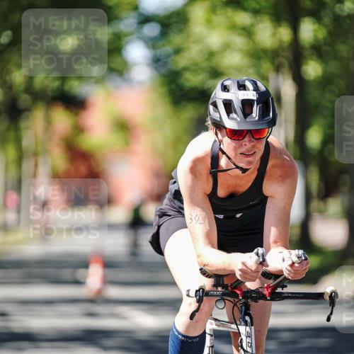 09.08.2026 - GEWOBA Citytriathlon Bremen Michael Burmester http://msf.ph/oto/9942612 09.08.2026 14:32:58 Radfahren 9, 19, 38, 148, 257, 302, 349 meine-sportfotos.de