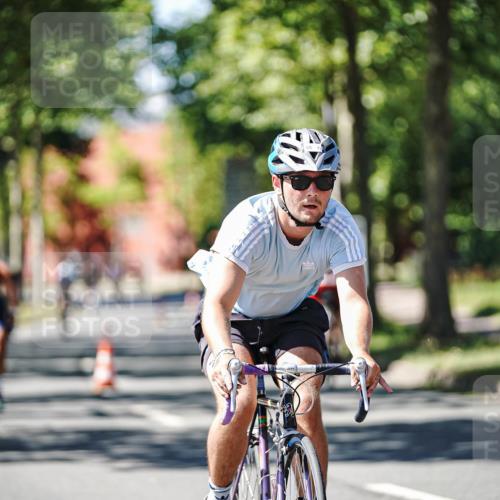 09.08.2026 - GEWOBA Citytriathlon Bremen Michael Burmester http://msf.ph/oto/9942657 09.08.2026 14:33:31 Radfahren 17, 38, 74, 86, 158, 179, 218, 232, 263, 308, 395, 470 meine-sportfotos.de