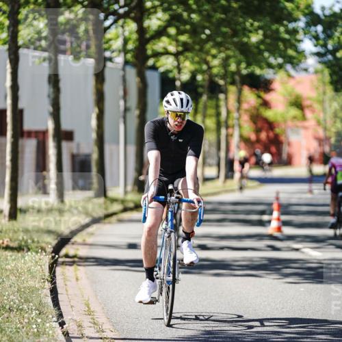 09.08.2026 - GEWOBA Citytriathlon Bremen Michael Burmester http://msf.ph/oto/9942764 09.08.2026 14:35:11 Radfahren 20, 37, 80, 192, 220, 236, 260, 284, 351, 362, 404 meine-sportfotos.de