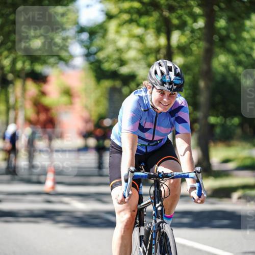 09.08.2026 - GEWOBA Citytriathlon Bremen Michael Burmester http://msf.ph/oto/9942780 09.08.2026 14:35:24 Radfahren 28, 57, 64, 80, 121, 130, 192, 260, 286, 339, 364, 370, 403, 466 meine-sportfotos.de
