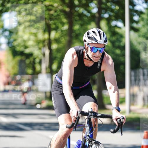 09.08.2026 - GEWOBA Citytriathlon Bremen Michael Burmester http://msf.ph/oto/9942795 09.08.2026 14:35:31 Radfahren 14, 28, 57, 64, 121, 130, 286, 325, 339, 363, 364, 370, 403, 466 meine-sportfotos.de