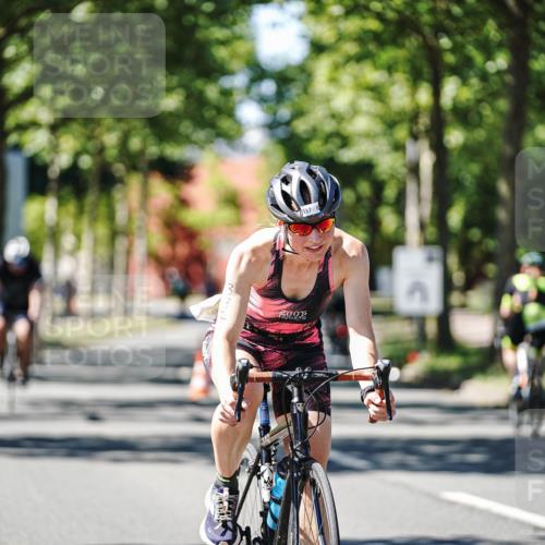 09.08.2026 - GEWOBA Citytriathlon Bremen Michael Burmester http://msf.ph/oto/9942893 09.08.2026 14:36:41 Radfahren 89, 110, 122, 133, 256, 336, 337 meine-sportfotos.de
