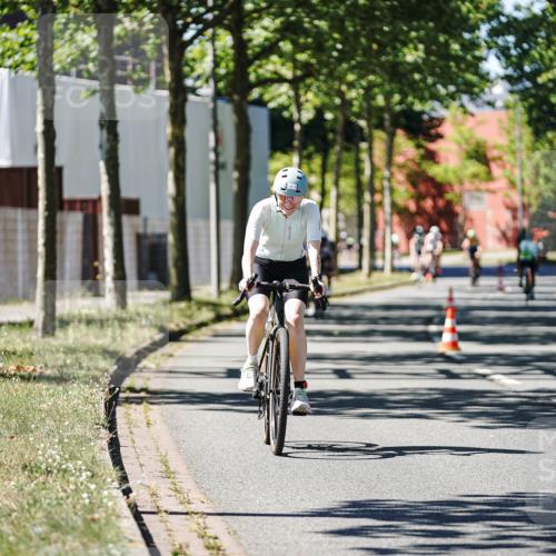09.08.2026 - GEWOBA Citytriathlon Bremen Michael Burmester http://msf.ph/oto/9942950 09.08.2026 14:37:39 Radfahren 42, 203, 242, 288, 290, 305, 390, 458, 487 meine-sportfotos.de