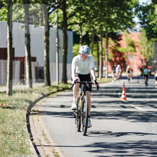 09.08.2026 - GEWOBA Citytriathlon Bremen Michael Burmester http://msf.ph/oto/9942952 09.08.2026 14:37:39 Radfahren 42, 203, 242, 288, 290, 305, 390, 458, 487 meine-sportfotos.de