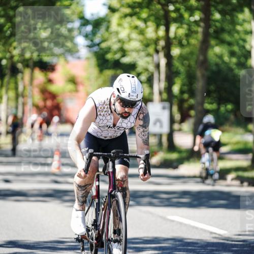 09.08.2026 - GEWOBA Citytriathlon Bremen Michael Burmester http://msf.ph/oto/9942956 09.08.2026 14:37:43 Radfahren 42, 203, 242, 288, 290, 305, 390, 400, 450, 458, 487 meine-sportfotos.de