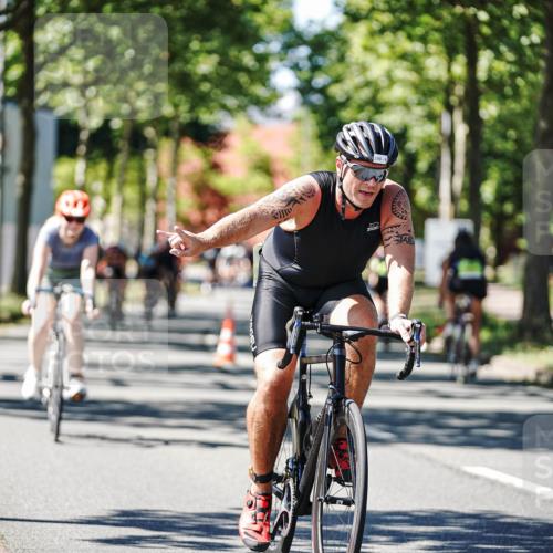 09.08.2026 - GEWOBA Citytriathlon Bremen Michael Burmester http://msf.ph/oto/9942982 09.08.2026 14:37:58 Radfahren 193, 202, 221, 242, 280, 292, 293, 306, 335, 341, 344, 390, 398, 400, 410, 434, 450, 454, 485, 521, 522 meine-sportfotos.de