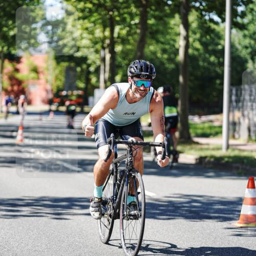 09.08.2026 - GEWOBA Citytriathlon Bremen Michael Burmester http://msf.ph/oto/9943019 09.08.2026 14:38:18 Radfahren 173, 190, 221, 266, 277, 289, 293, 297, 314, 319, 324, 330, 402, 431 meine-sportfotos.de