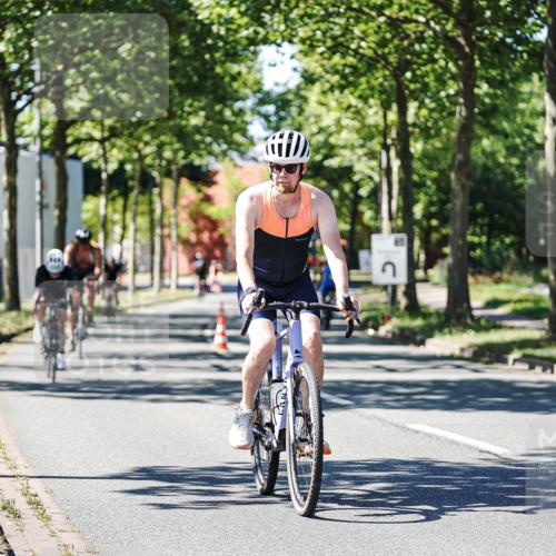 09.08.2026 - GEWOBA Citytriathlon Bremen Michael Burmester http://msf.ph/oto/9943036 09.08.2026 14:38:27 Radfahren 173, 190, 249, 277, 289, 320, 324, 352, 402, 417, 431 meine-sportfotos.de
