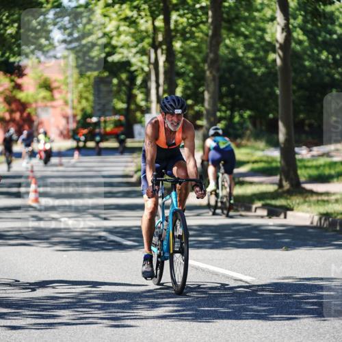 09.08.2026 - GEWOBA Citytriathlon Bremen Michael Burmester http://msf.ph/oto/9943270 09.08.2026 14:42:00 Radfahren 138, 262, 381, 397, 424, 437, 441, 467, 468 meine-sportfotos.de