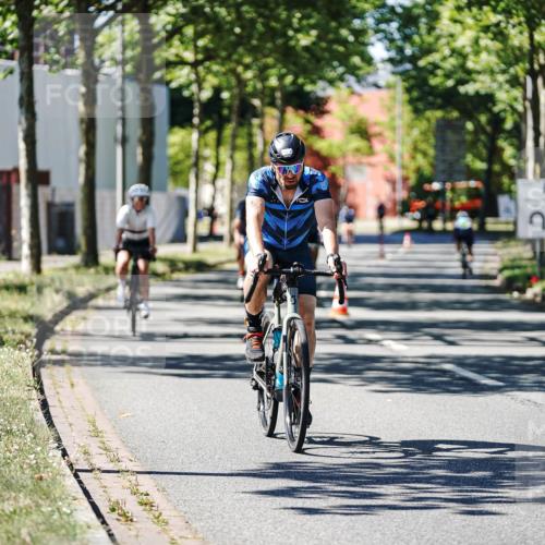 09.08.2026 - GEWOBA Citytriathlon Bremen Michael Burmester http://msf.ph/oto/9943276 09.08.2026 14:42:04 Radfahren 214, 252, 262, 379, 381, 397, 424, 437, 441, 467, 468 meine-sportfotos.de