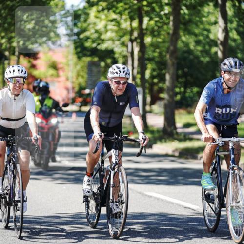 09.08.2026 - GEWOBA Citytriathlon Bremen Michael Burmester http://msf.ph/oto/9943280 09.08.2026 14:42:07 Radfahren 214, 252, 262, 299, 379, 381, 397, 424, 437, 441, 467, 468 meine-sportfotos.de
