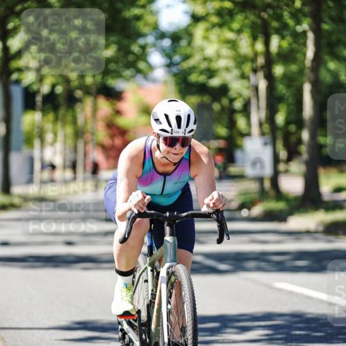 09.08.2026 - GEWOBA Citytriathlon Bremen Michael Burmester http://msf.ph/oto/9943310 09.08.2026 14:42:54 Radfahren 348, 375, 472 meine-sportfotos.de