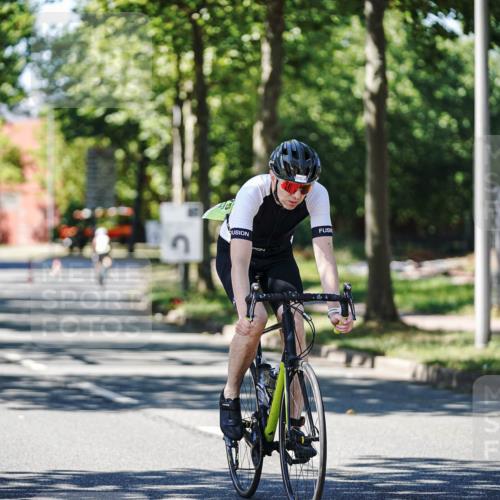 09.08.2026 - GEWOBA Citytriathlon Bremen Michael Burmester http://msf.ph/oto/9943320 09.08.2026 14:43:03 Radfahren 375, 426, 430, 472, 525 meine-sportfotos.de