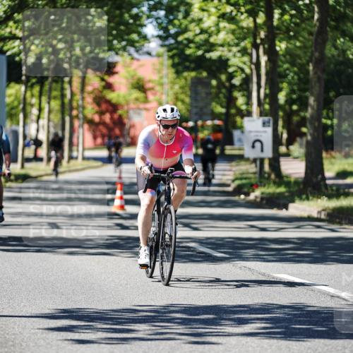 09.08.2026 - GEWOBA Citytriathlon Bremen Michael Burmester http://msf.ph/oto/9943323 09.08.2026 14:43:11 Radfahren 201, 375, 426, 430, 480, 525 meine-sportfotos.de