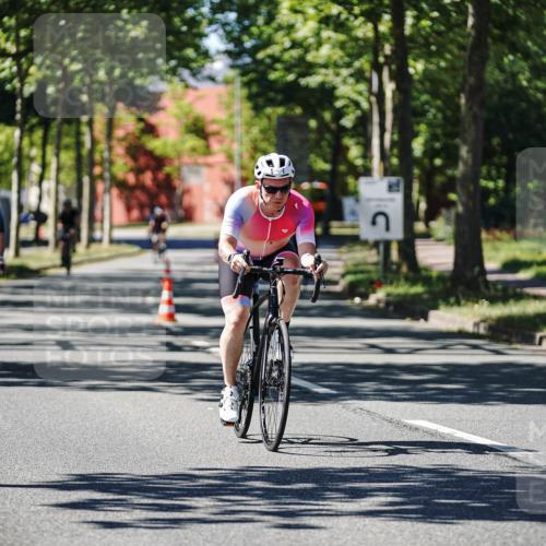 09.08.2026 - GEWOBA Citytriathlon Bremen Michael Burmester http://msf.ph/oto/9943324 09.08.2026 14:43:11 Radfahren 201, 375, 426, 430, 480, 525 meine-sportfotos.de