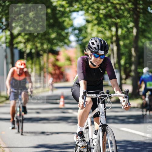 09.08.2026 - GEWOBA Citytriathlon Bremen Michael Burmester http://msf.ph/oto/9943350 09.08.2026 14:43:33 Radfahren 194, 198, 275, 361, 432, 436, 452, 463, 489, 494 meine-sportfotos.de