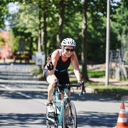 09.08.2026 - GEWOBA Citytriathlon Bremen Michael Burmester http://msf.ph/oto/9943365 09.08.2026 14:43:50 Radfahren 198, 452, 516 meine-sportfotos.de