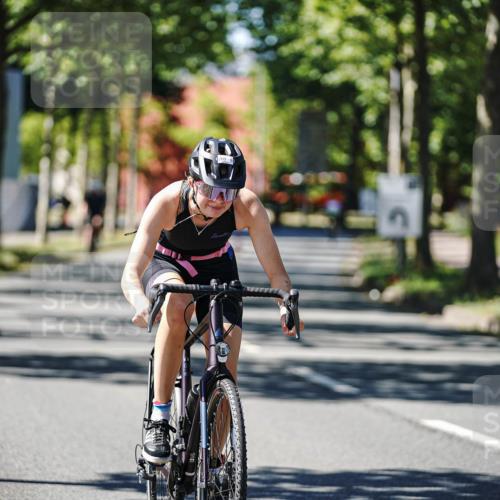 09.08.2026 - GEWOBA Citytriathlon Bremen Michael Burmester http://msf.ph/oto/9943377 09.08.2026 14:44:12 Radfahren 107, 209, 241, 303, 318, 502 meine-sportfotos.de