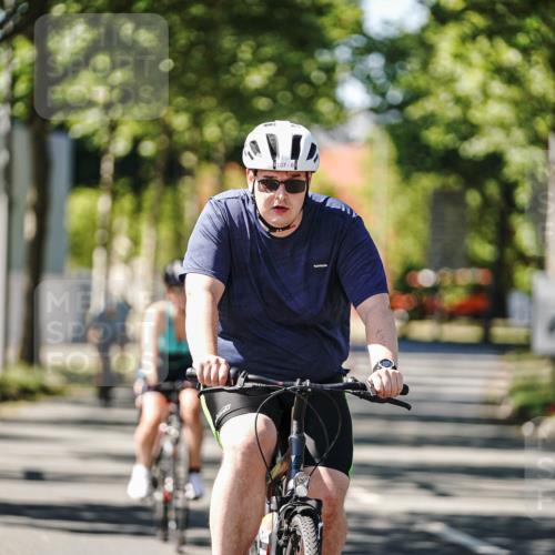 09.08.2026 - GEWOBA Citytriathlon Bremen Michael Burmester http://msf.ph/oto/9943383 09.08.2026 14:44:21 Radfahren 107, 191, 245, 303, 318, 478, 502 meine-sportfotos.de