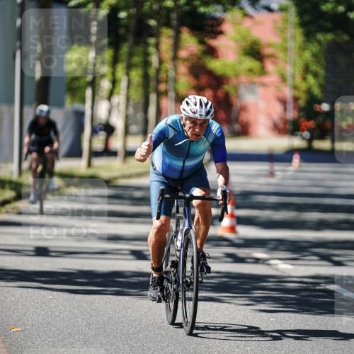 09.08.2026 - GEWOBA Citytriathlon Bremen Michael Burmester http://msf.ph/oto/9943388 09.08.2026 14:44:25 Radfahren 191, 245, 303, 318, 478, 495, 502 meine-sportfotos.de